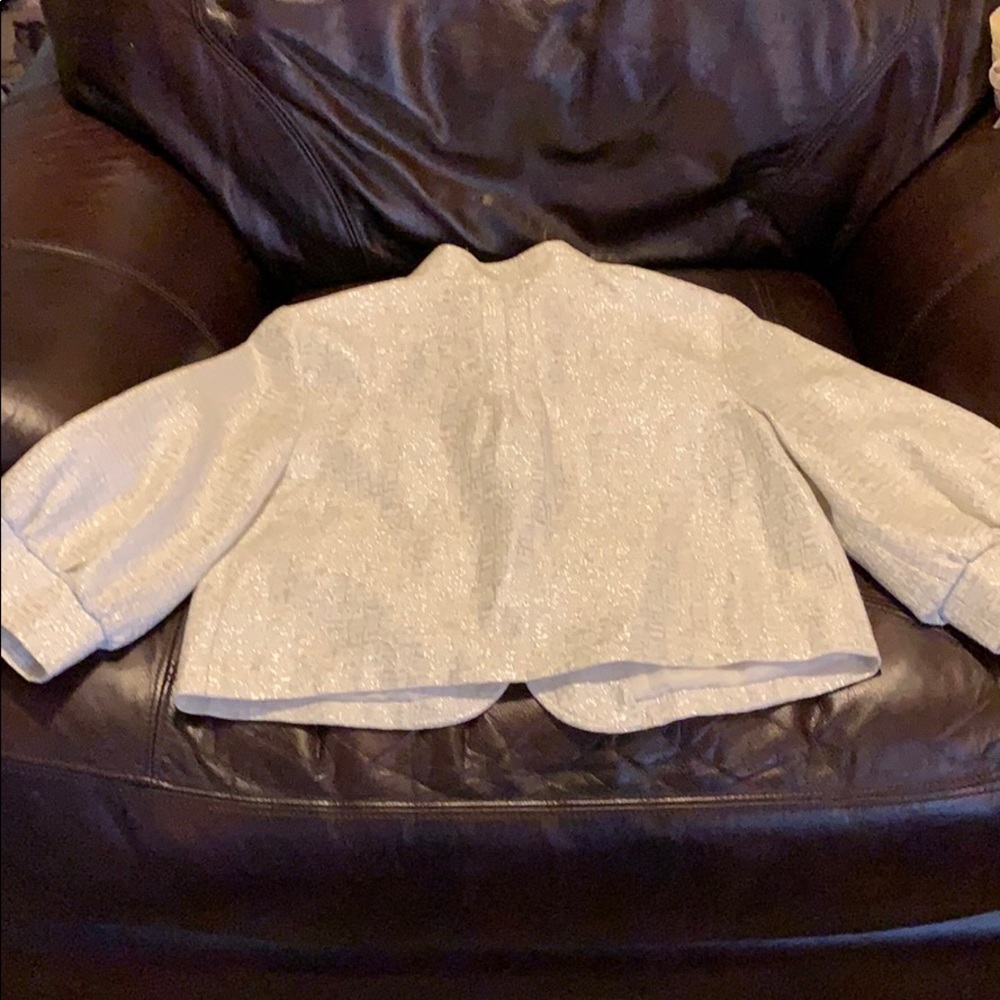 Coats - Picture 2 of 4